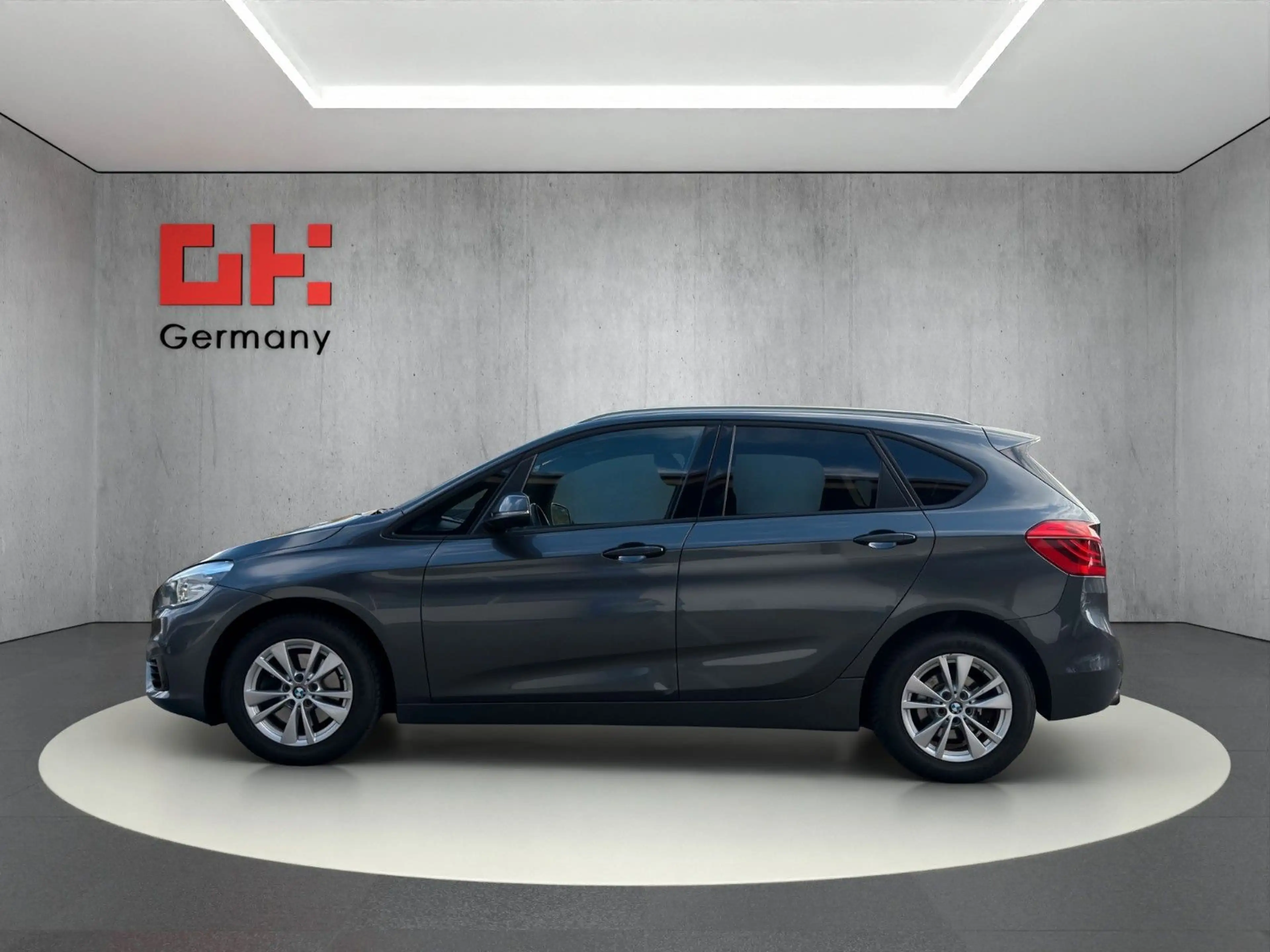 BMW 218 218 Sport Line Navi Head-Up Keyless-go LED H&K. — photo 14