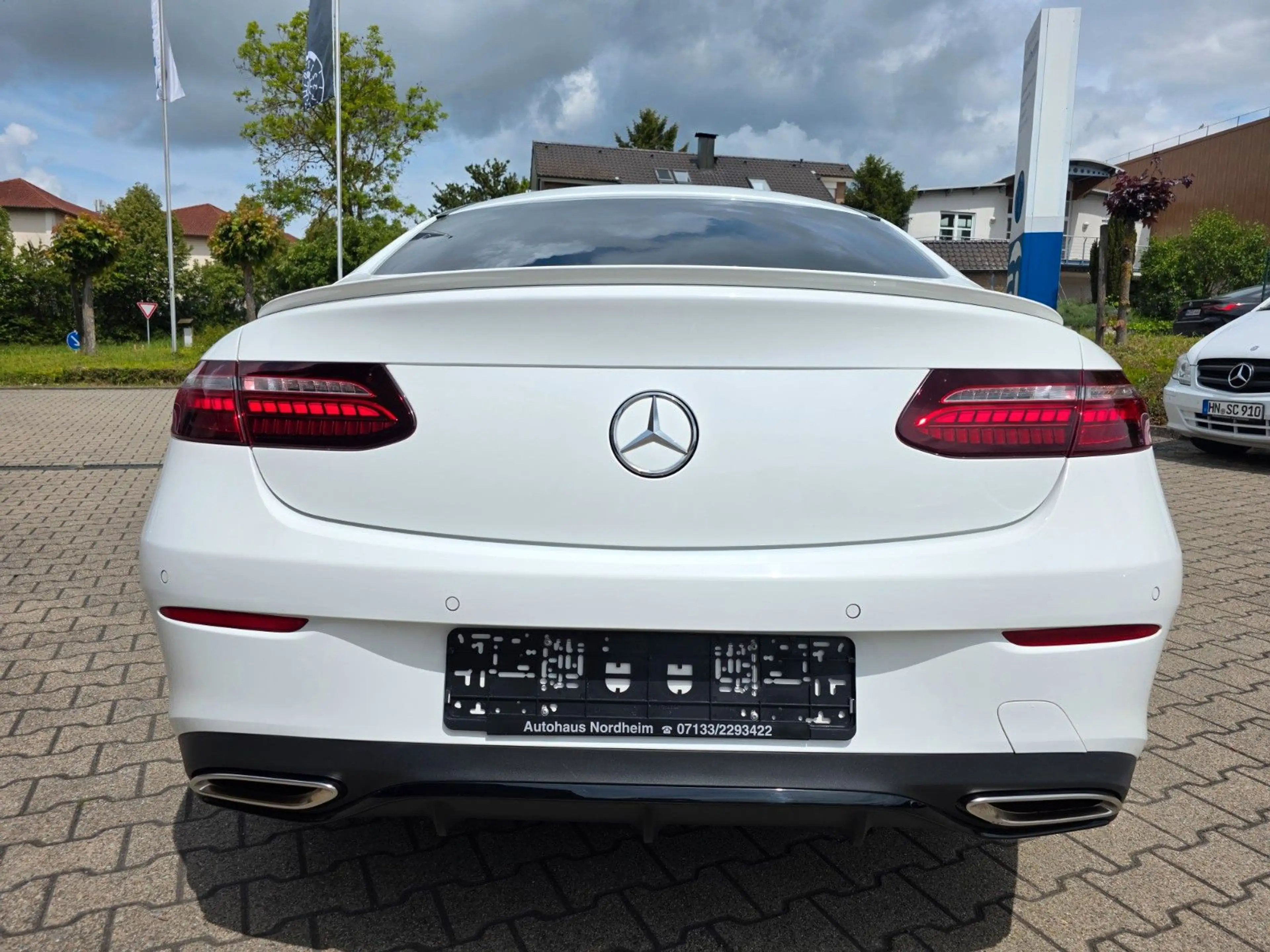 Mercedes-Benz E 450 Coupe 4Matic/Burmester/Panorama/AMG-Line — photo 10