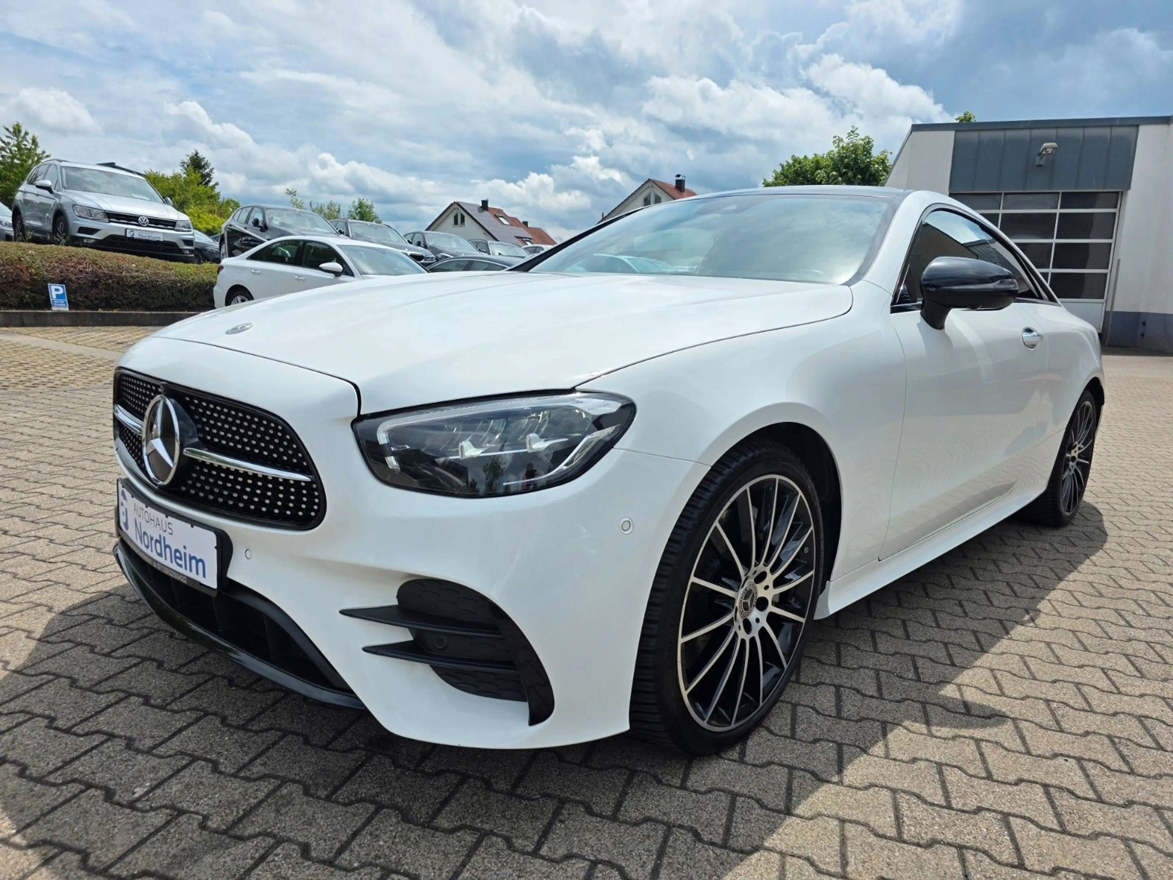 Mercedes-Benz E 450 Coupe 4Matic/Burmester/Panorama/AMG-Line