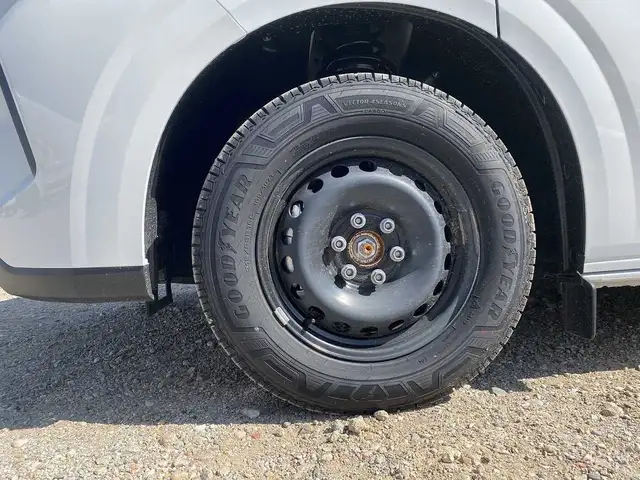 Ford Transit Custom view 9
