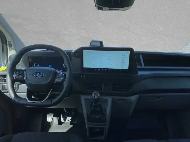 Ford Transit Custom view 4