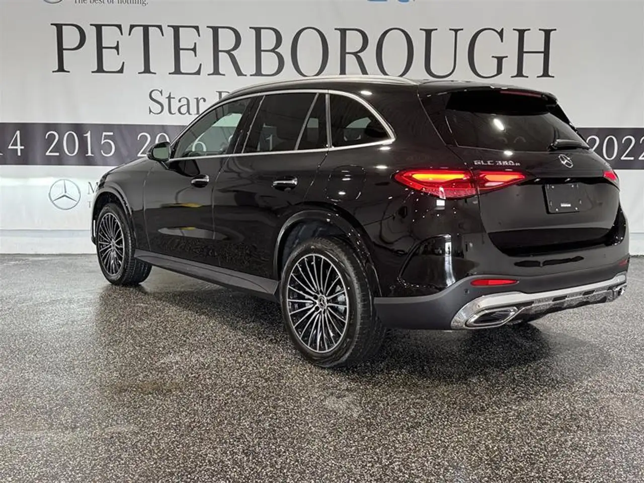 Mercedes-Benz GLC снимка Mercedes-Benz GLC