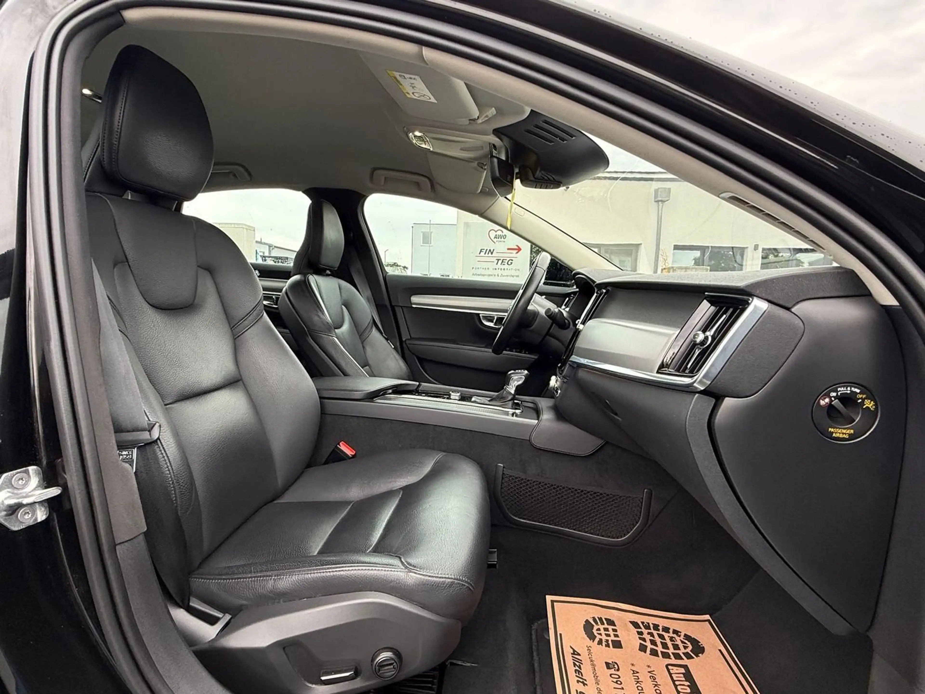 Volvo S90 Momentum Pro *LED-High-Beam*Kamera*ACC*SHZ* — photo 13