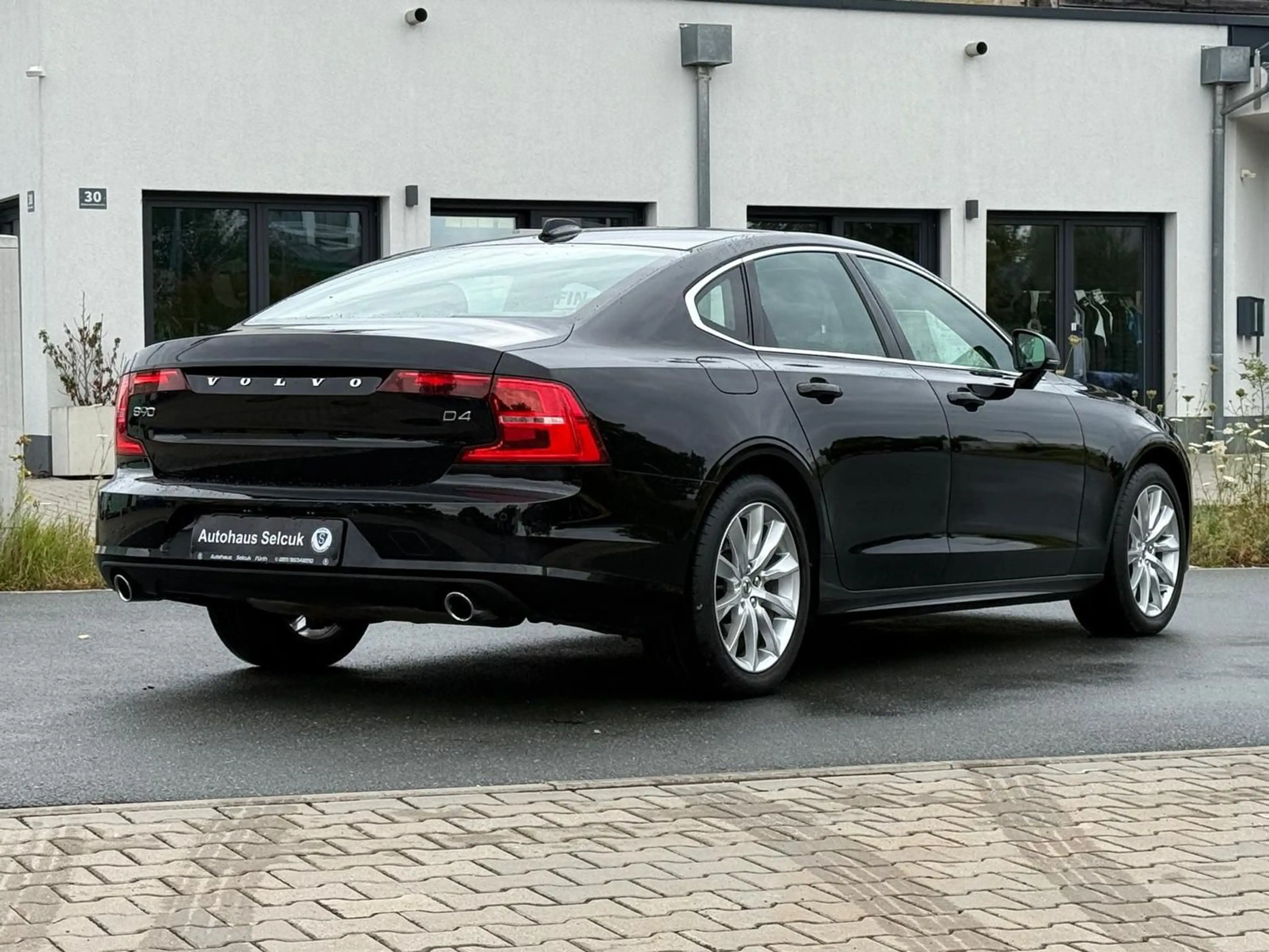 Volvo S90 Momentum Pro *LED-High-Beam*Kamera*ACC*SHZ* — photo 6