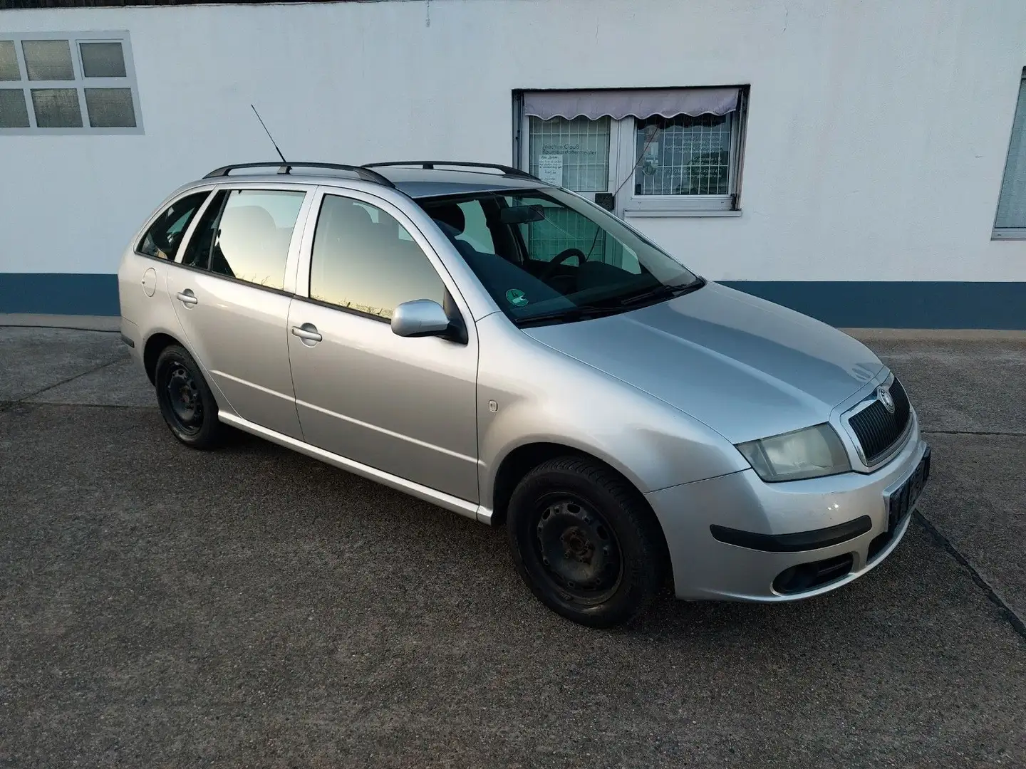 Skoda Fabia Combi Cool Edition Plateado - 1