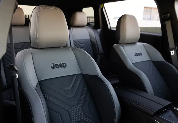 Jeep Compass 1.4 MultiAir Limited 4x2 2020, foto 12