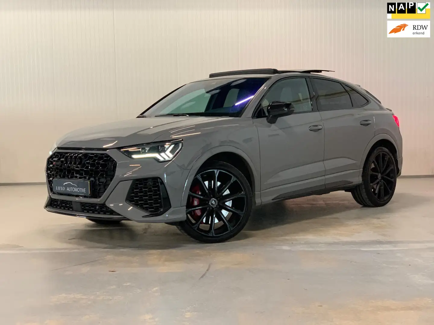 Audi RS Q3 RSQ3 Sportback TFSI | PANO | BLACK OPTIC | NARDO | Grijs - 1