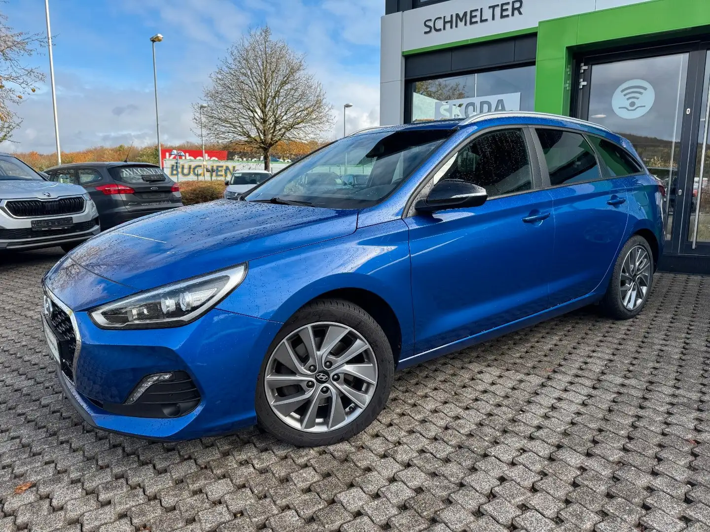 Hyundai i30 cw Passion Navi+LED+Kamera+AHK Bleu - 1