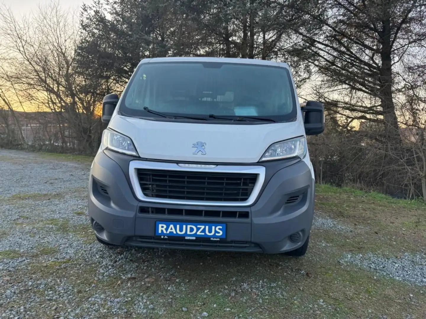 Peugeot Boxer HDi 330 L1H1 Pro Weiß - 2