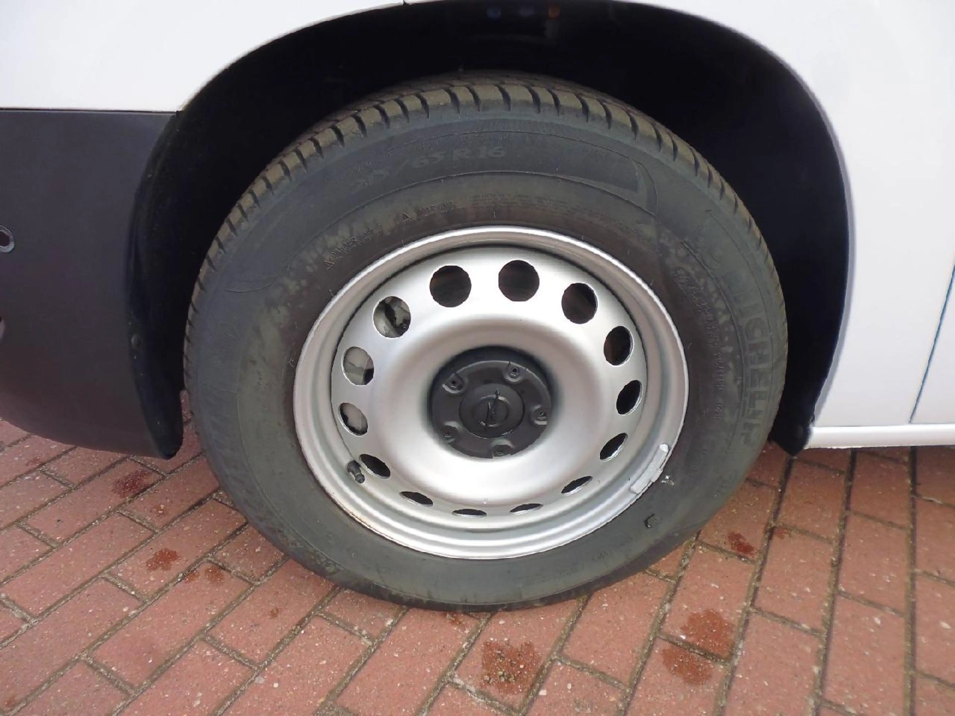 Opel Combo-e - e Basis — photo 14