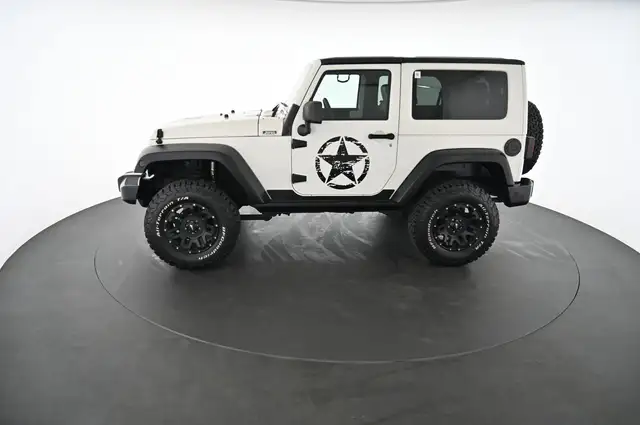 Jeep Wrangler view 5