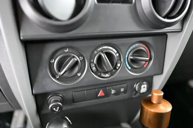 Jeep Wrangler view 18