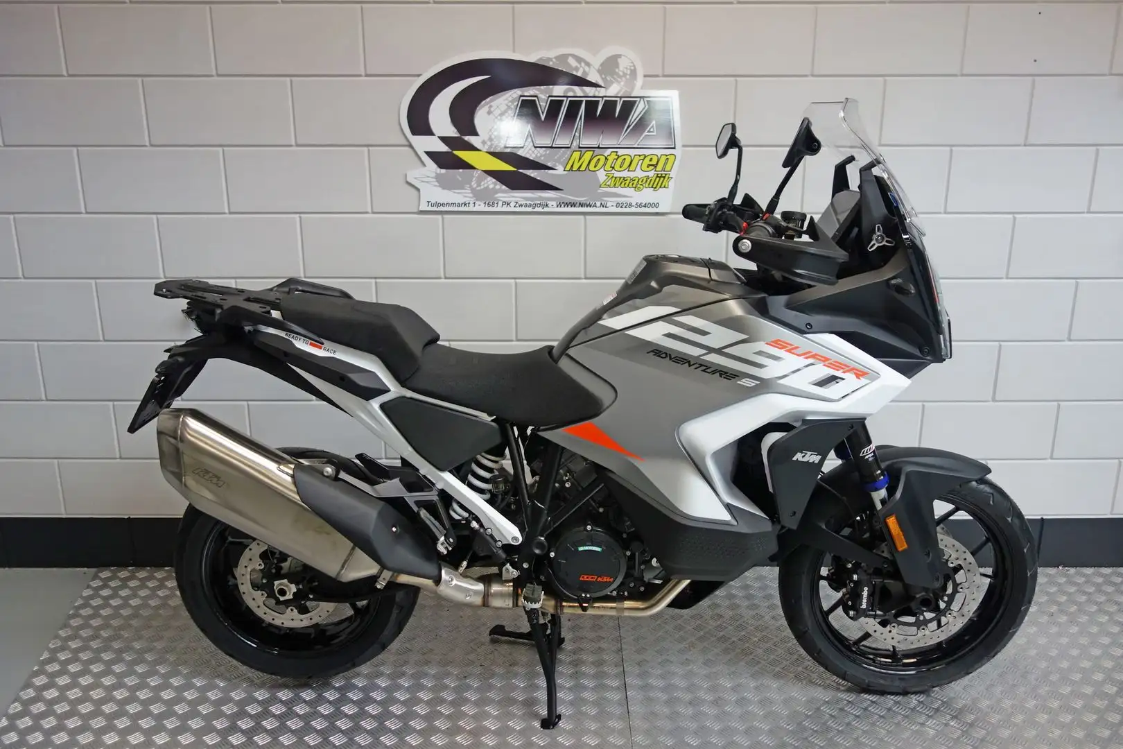 KTM 1290 Super Adventure S Серый - 1
