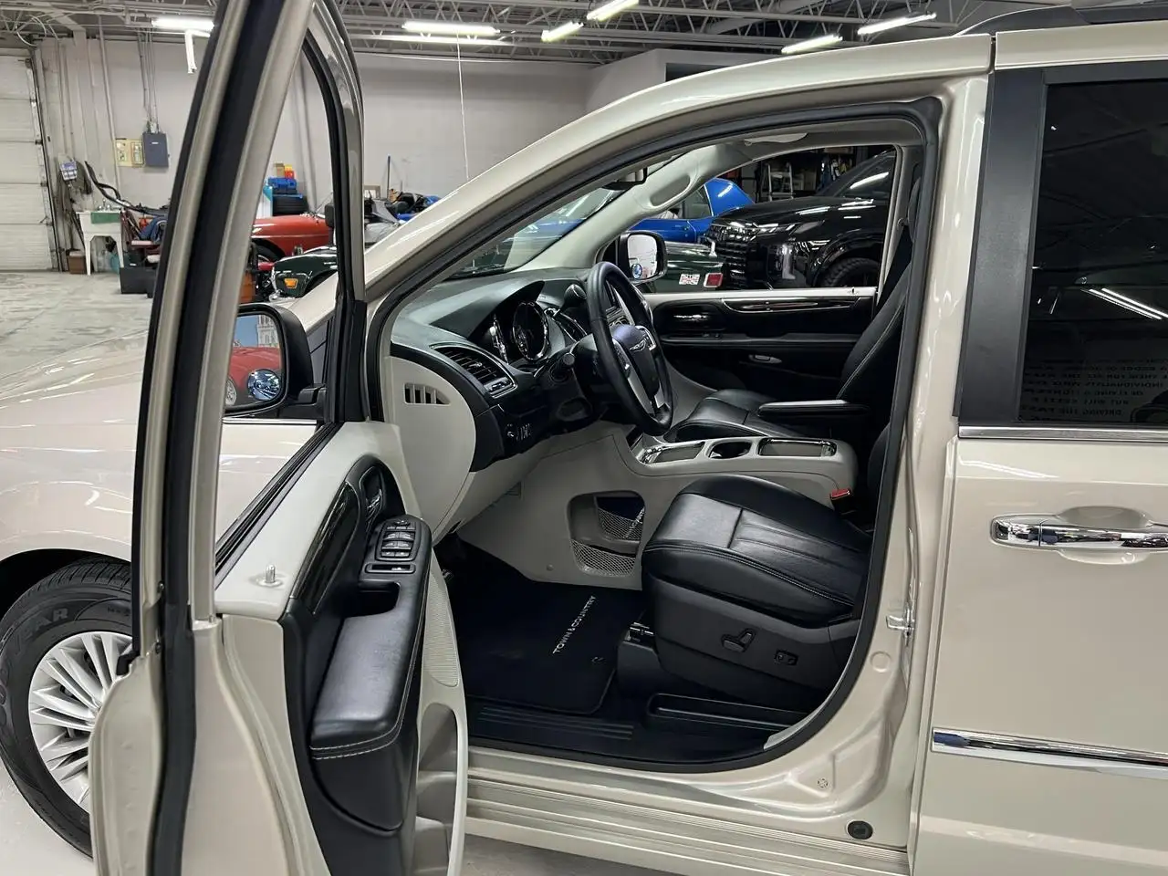 Chrysler Town & Country fotografie Chrysler Town & Country