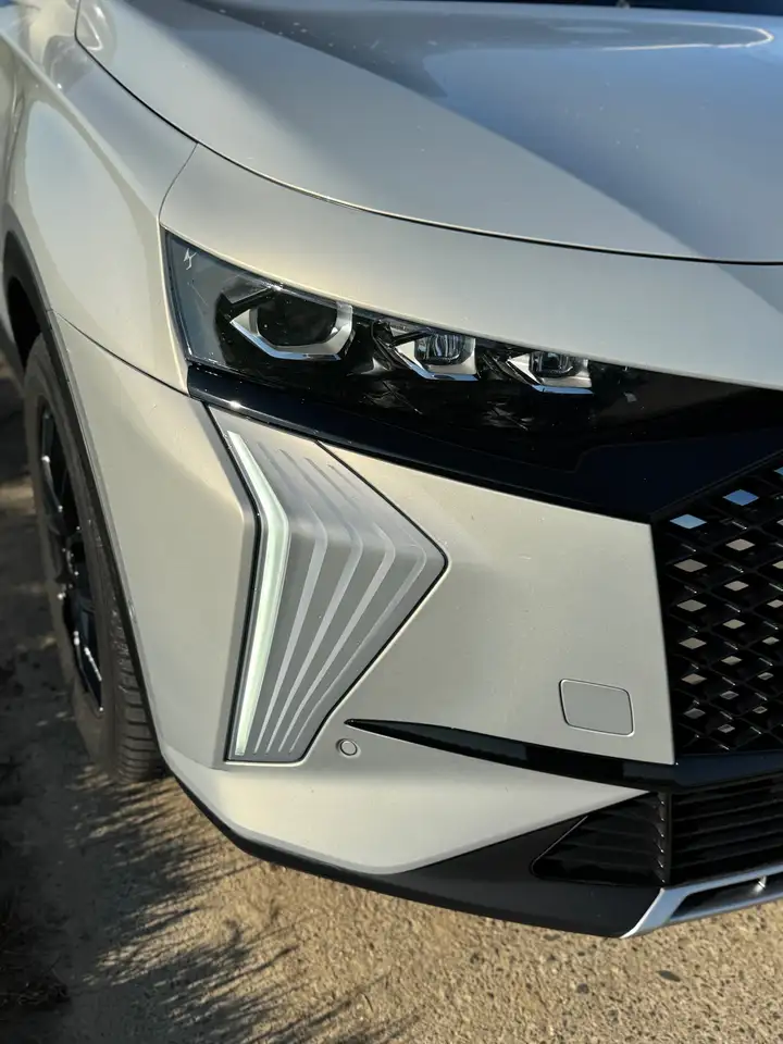 DS Automobiles DS 7 Crossback 2024