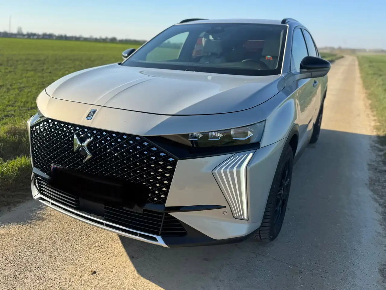 DS Automobiles DS 7 Crossback 2024