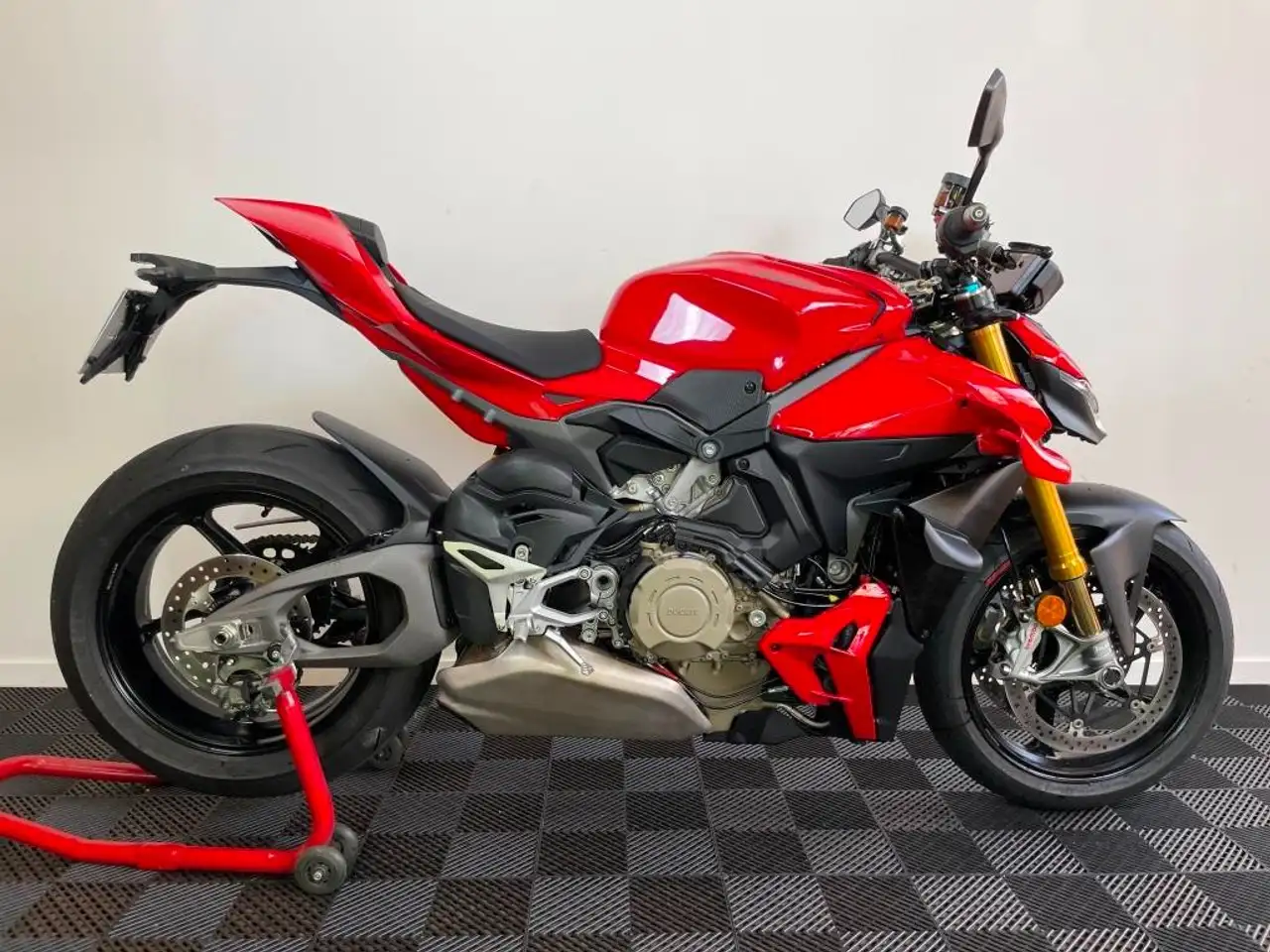 Ducati Streetfighter