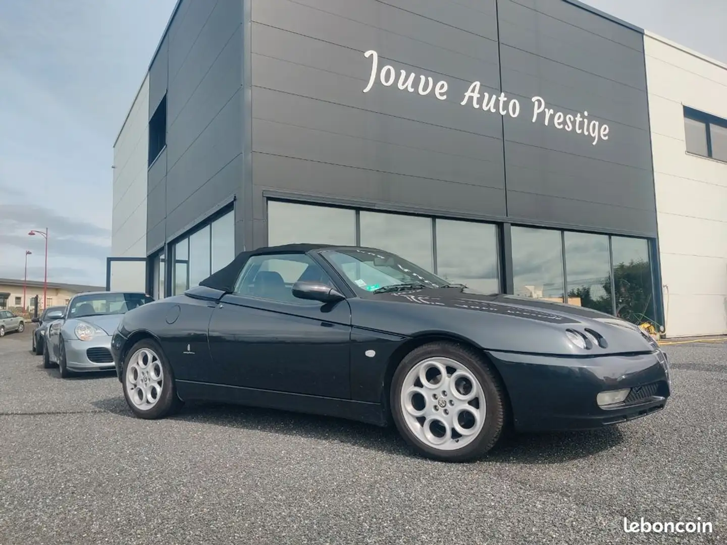 Alfa Romeo Spider 916 Noir - 1