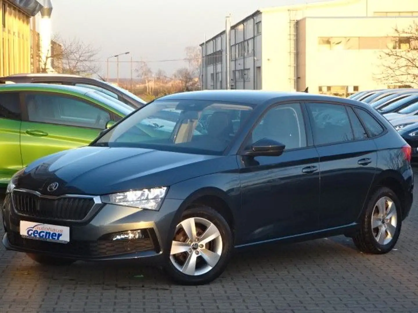 Skoda Scala 110PS Ambition LMF Smartlink SHZ Grau - 2
