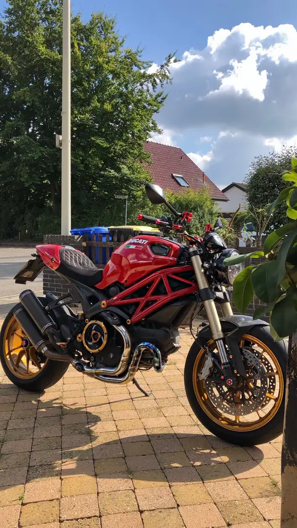 Ducati Monster 1100 EVO Naked Bike Einzelstück Red - 1