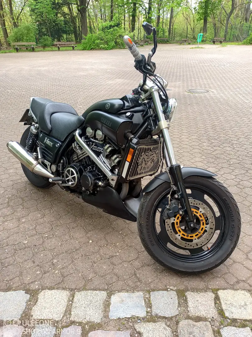 Yamaha Vmax 2LT Чорний - 2