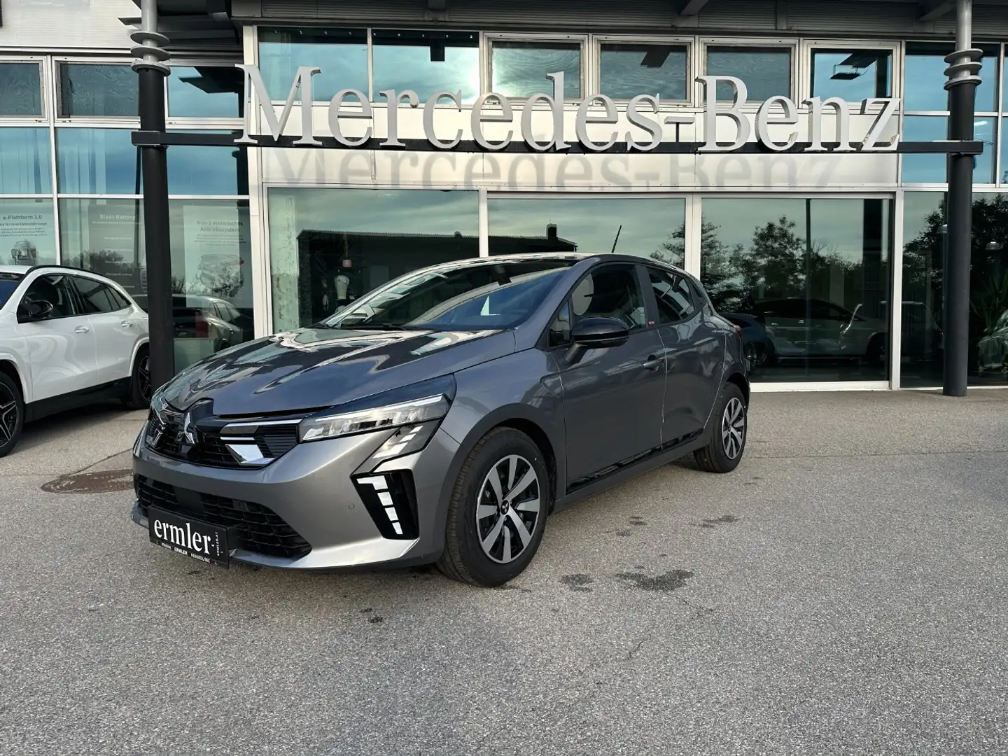 Mitsubishi Colt 1.0 Invite YUKI lagernd sofort verfügbar Gris - 2