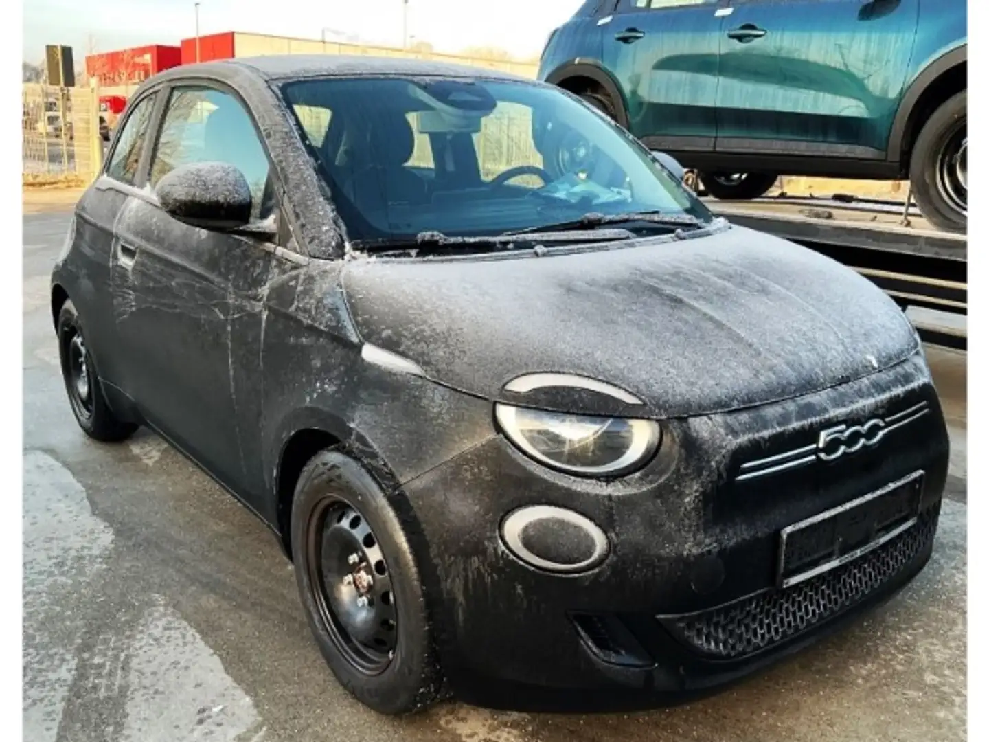 Fiat 500e e Action Automatik Radio & Winter-Paket Sonderlack Schwarz - 2