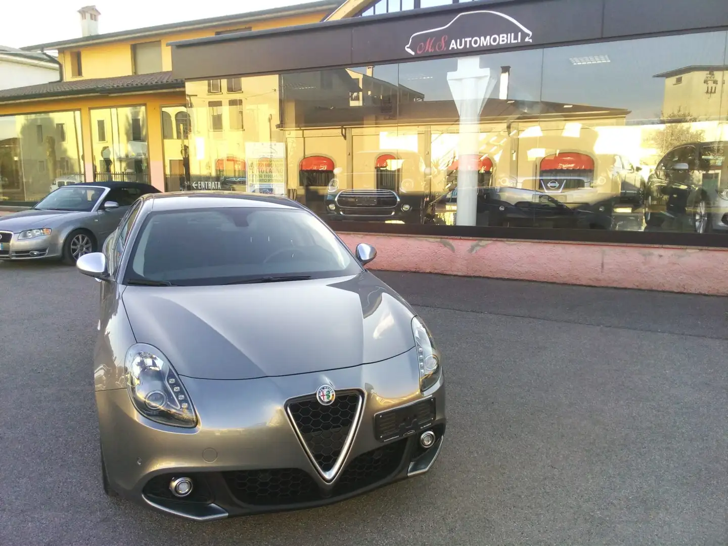 Alfa Romeo Giulietta 1.6 JTDM DISTINCTIVE 5/P 120CV "OK NEOPATENTATI" Grigio - 1