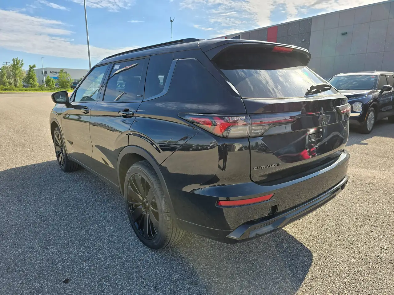 Mitsubishi Outlander photo Mitsubishi Outlander