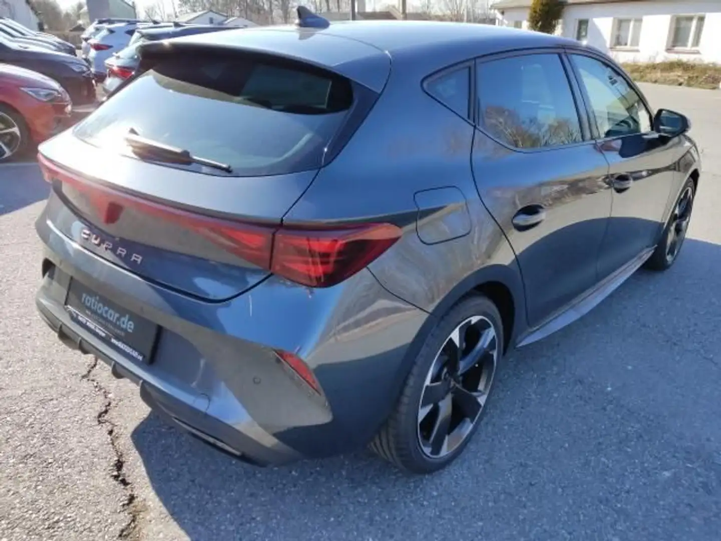CUPRA Leon LEON 1.5 ETSI DSG 5 J. GAR.* AHZV-VORBER. SITZH. Gris - 2