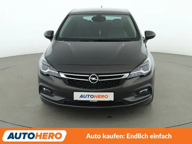 Opel Astra view 9