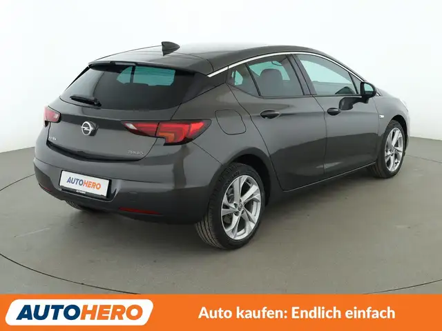 Opel Astra view 6