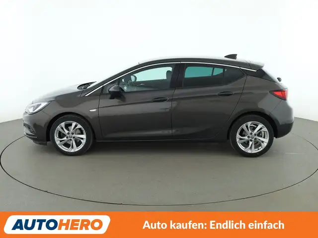 Opel Astra view 3