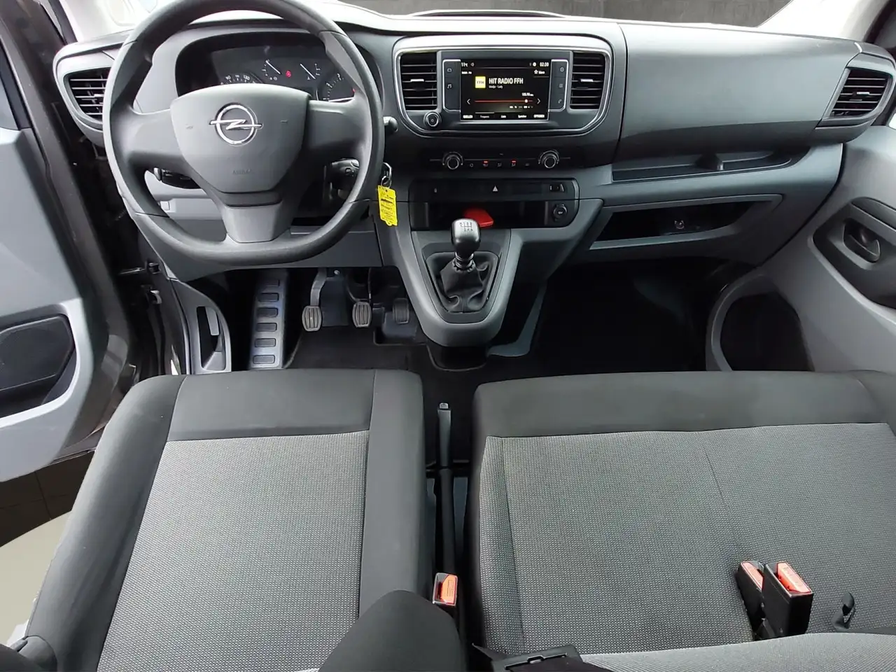 Opel Vivaro 2.0 D L 9-Sitzer 15
