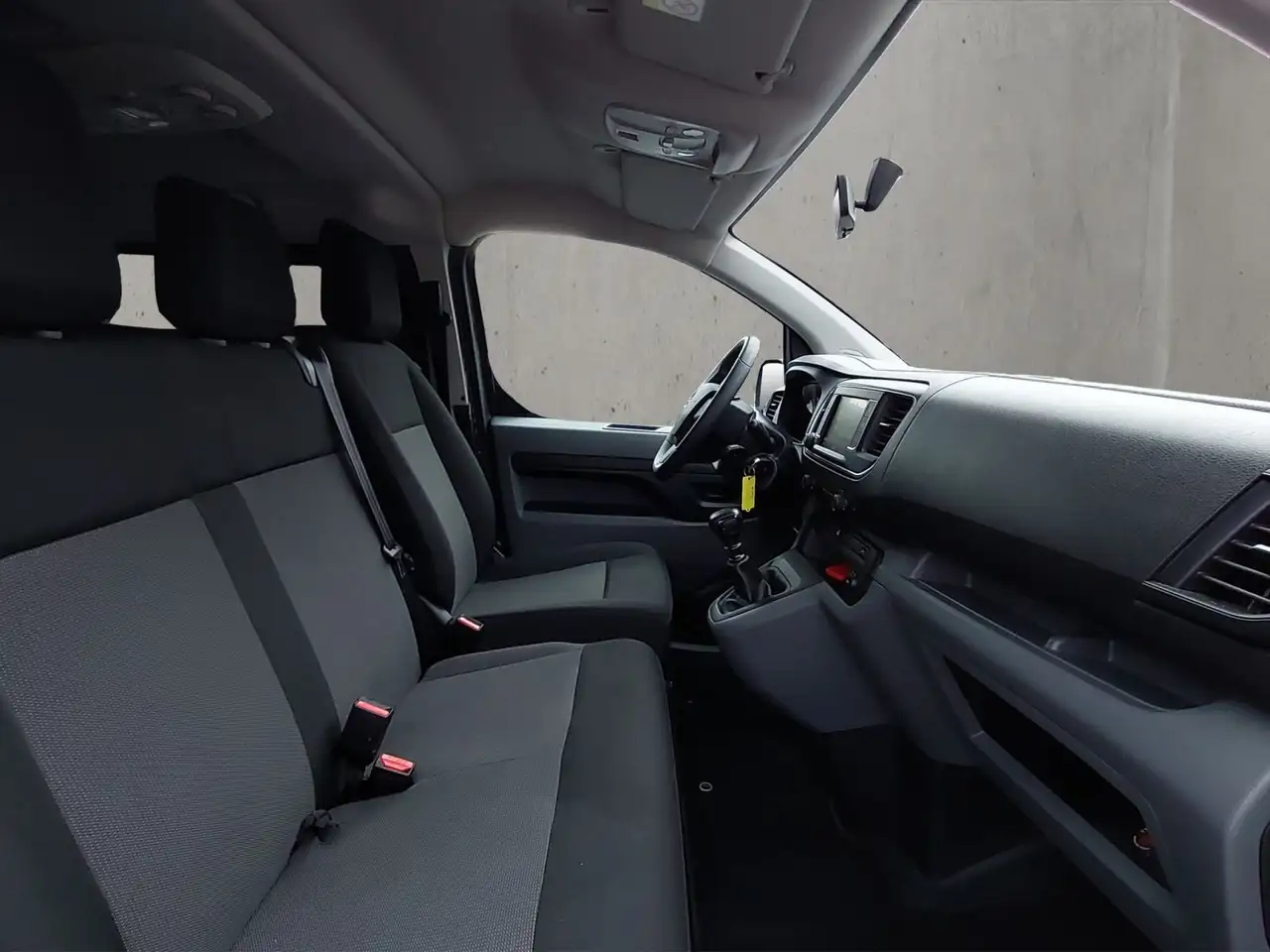 Opel Vivaro 2.0 D L 9-Sitzer 17
