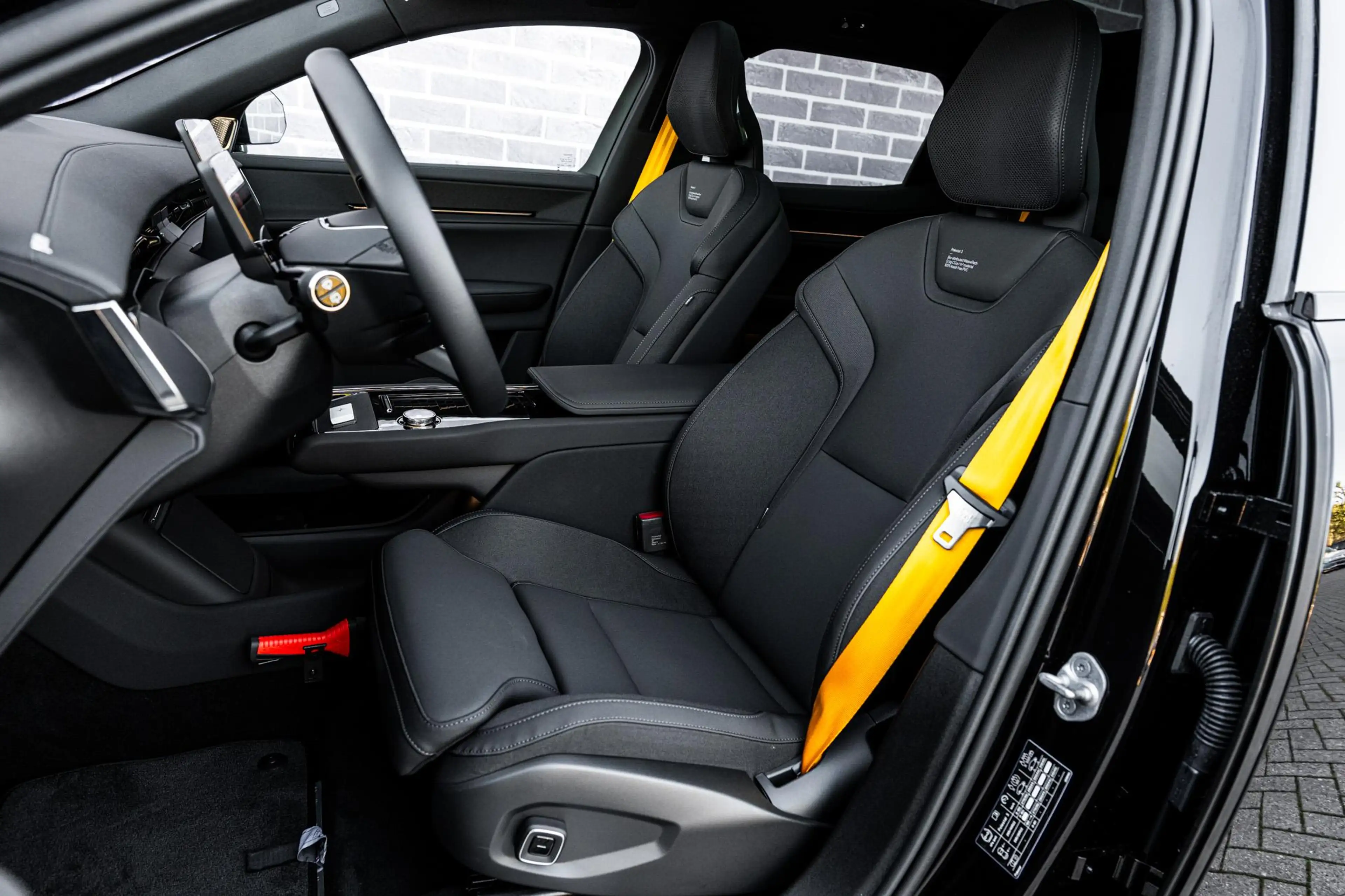 Polestar 3 Long range Dual motor 111 kWh Performance Pilot Pl — photo 6