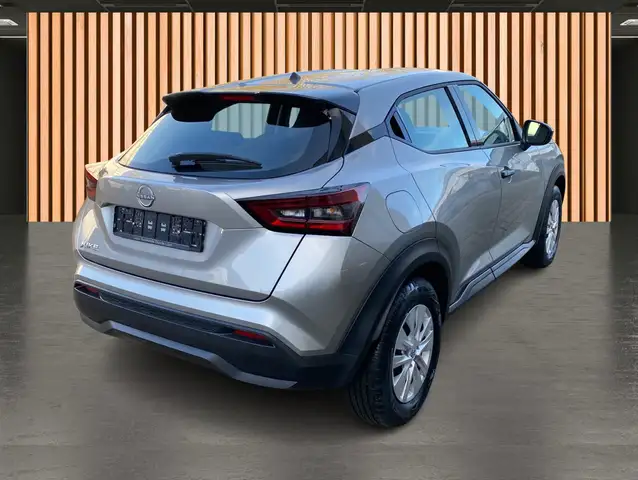 Nissan Juke view 11