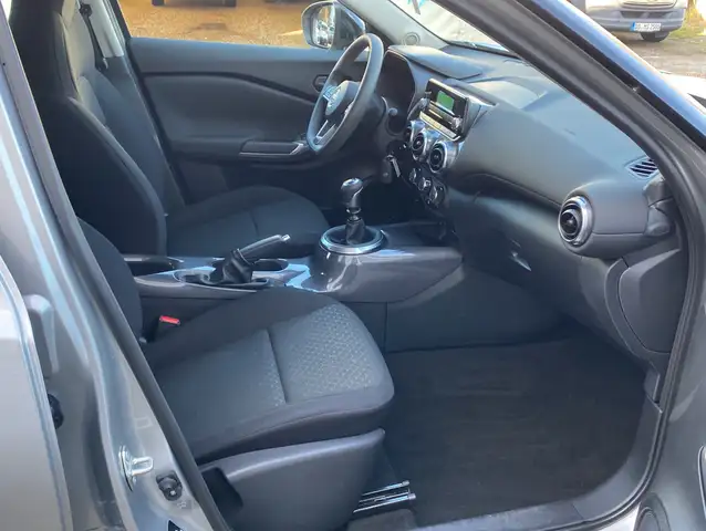 Nissan Juke view 13