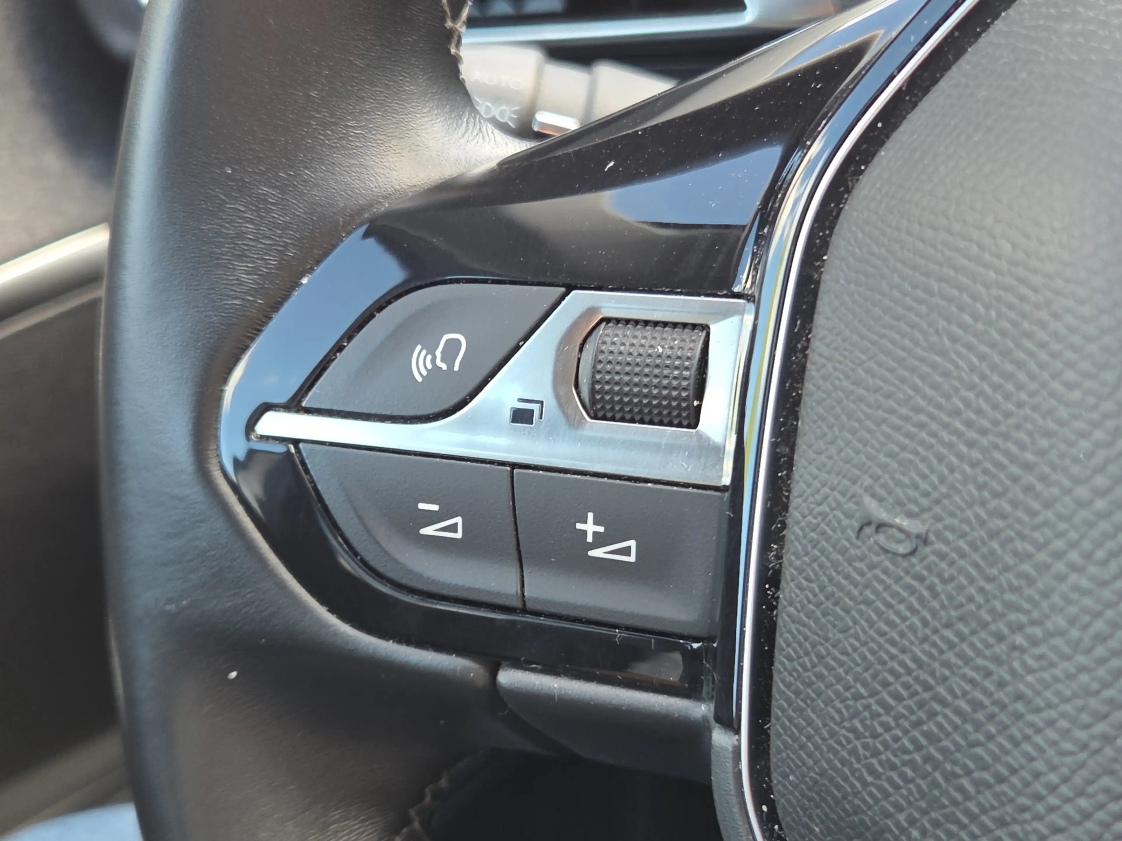 Peugeot 5008 1.2 PureTech Blue Lease Allure 7 persoons | Camera — photo 14