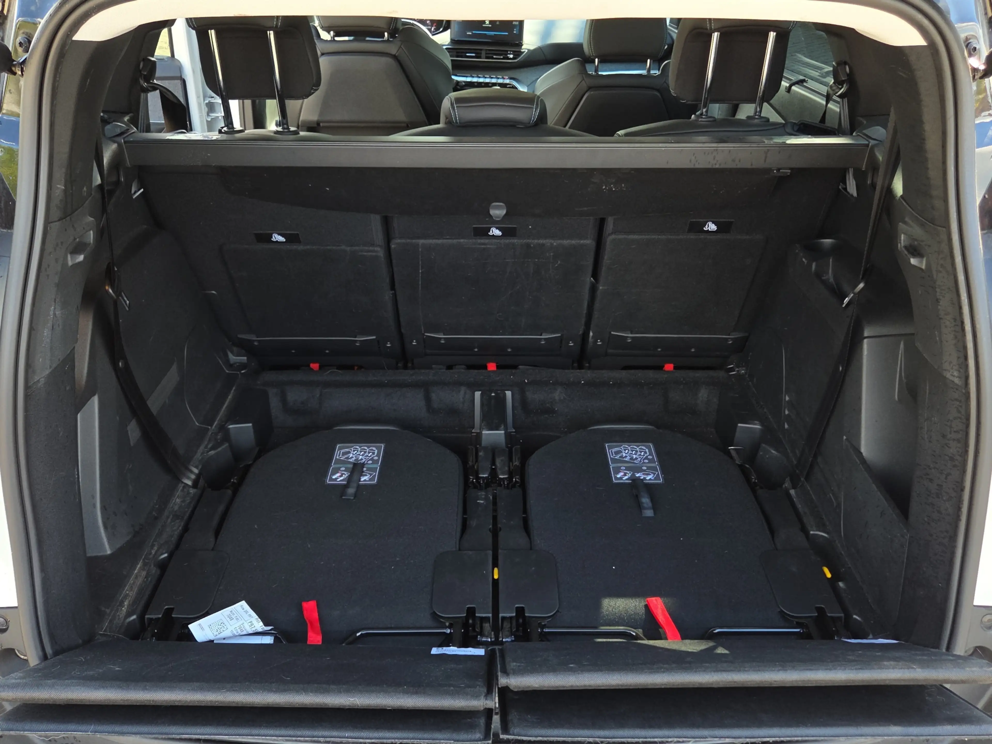 Peugeot 5008 1.2 PureTech Blue Lease Allure 7 persoons | Camera — photo 29