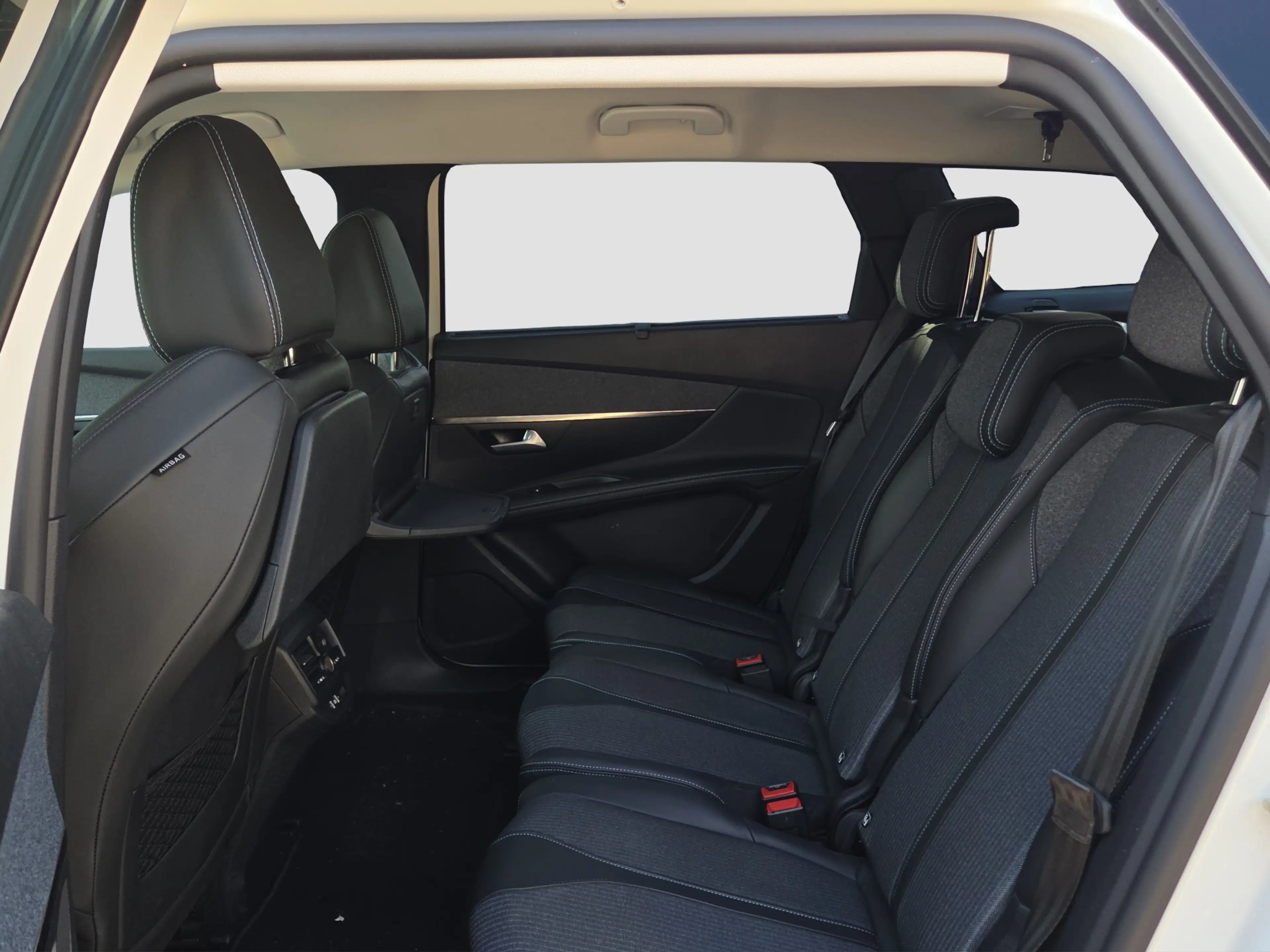 Peugeot 5008 1.2 PureTech Blue Lease Allure 7 persoons | Camera — photo 33
