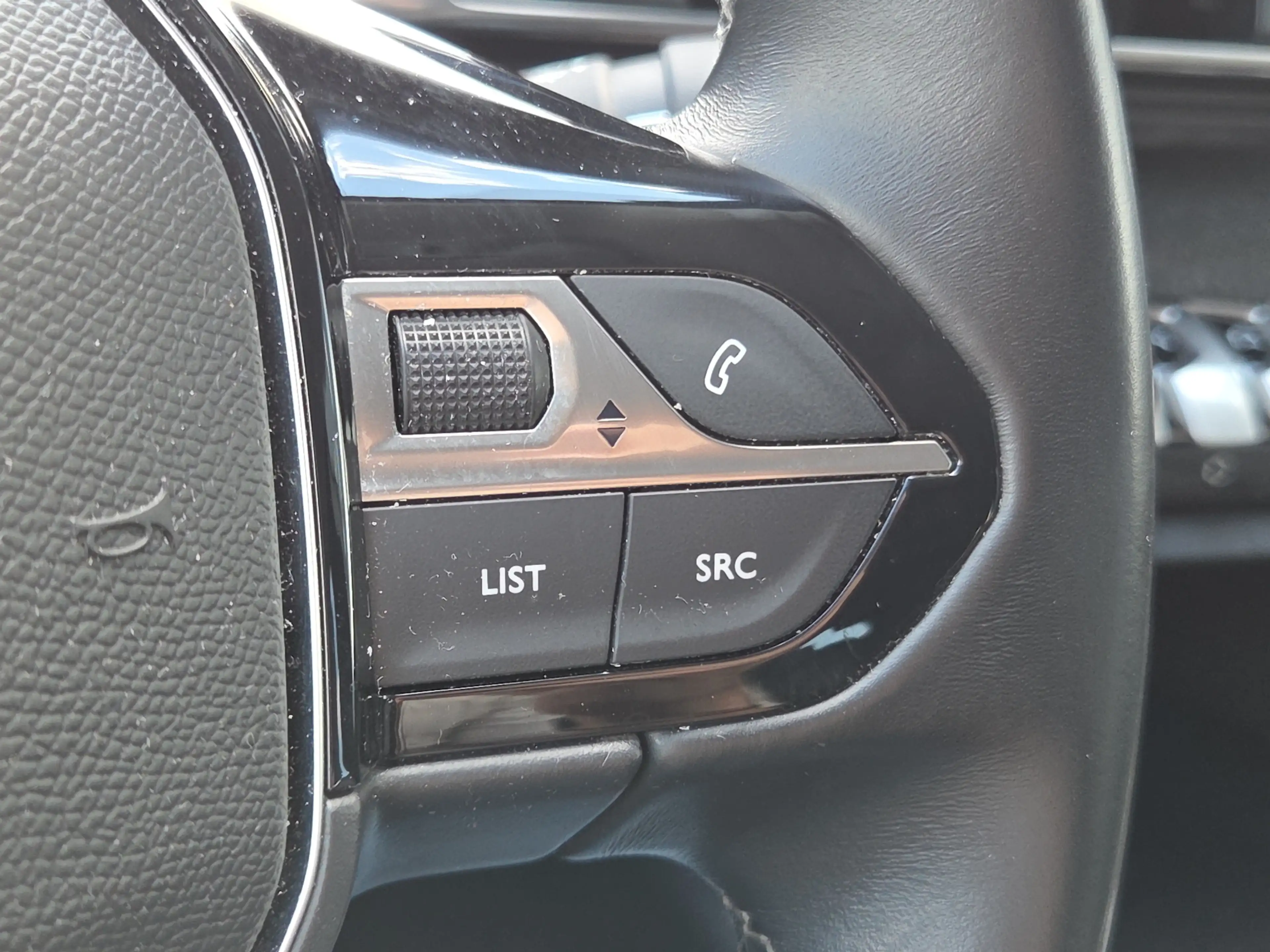 Peugeot 5008 1.2 PureTech Blue Lease Allure 7 persoons | Camera — photo 20