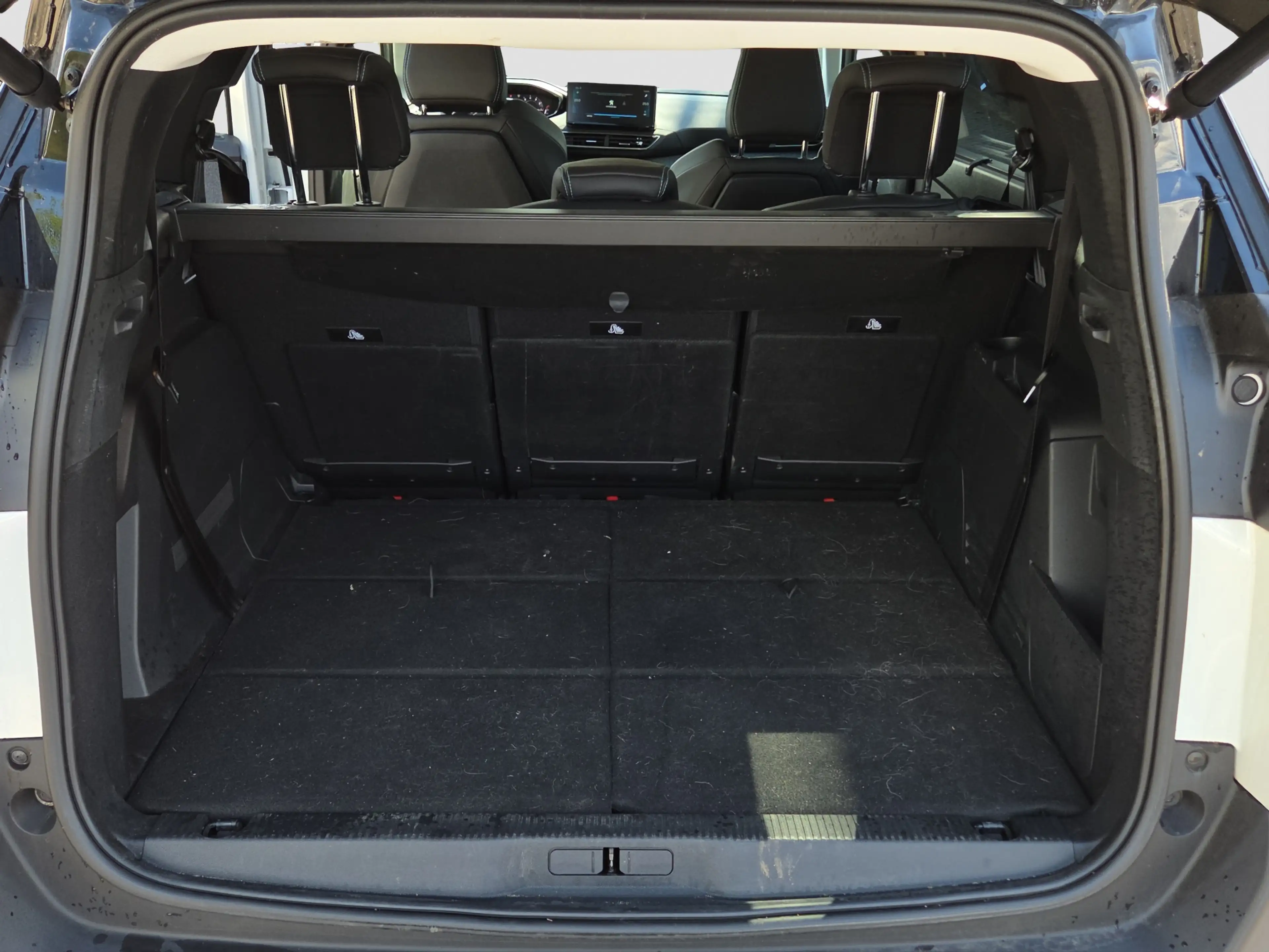 Peugeot 5008 1.2 PureTech Blue Lease Allure 7 persoons | Camera — photo 31