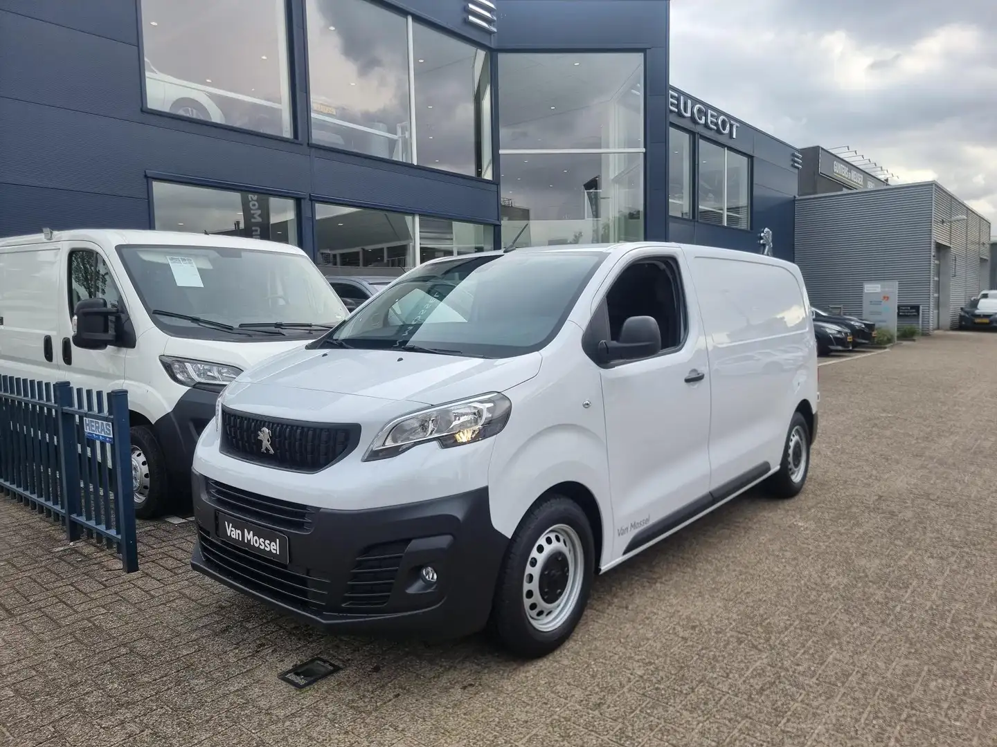 Peugeot Expert 2.0 BlueHDI 145 S&S L3 | 0% RENTE | TREKHAAK VB | - 1