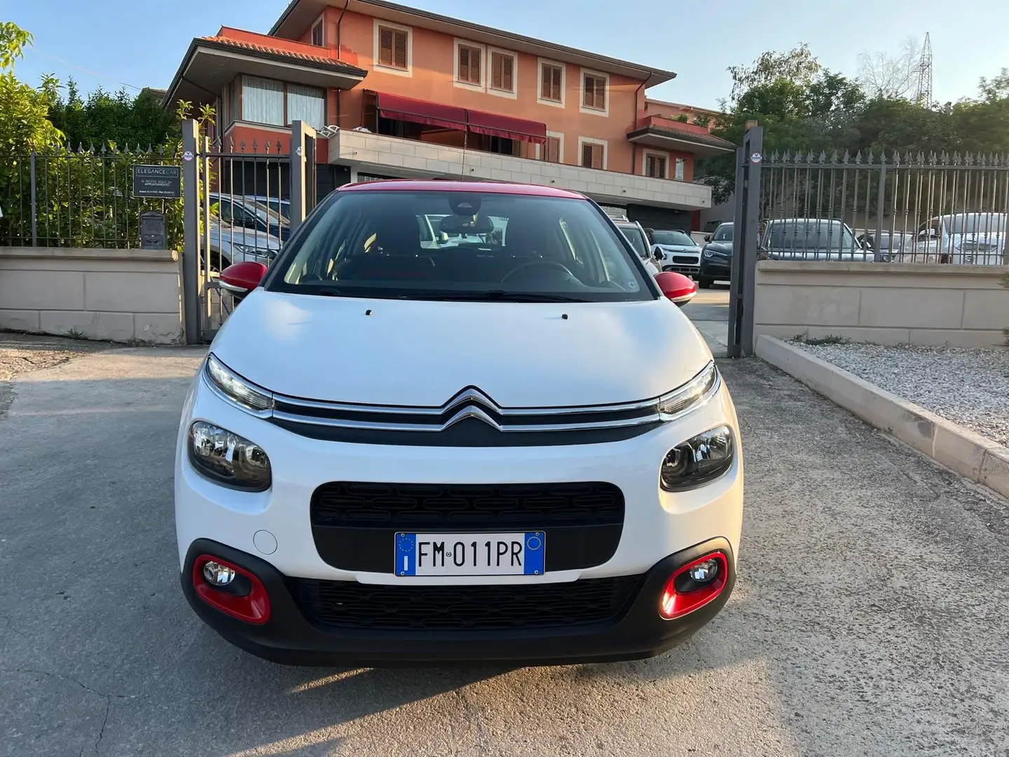 Citroen C3 PureTech 82 GPL Shine Bianco - 2