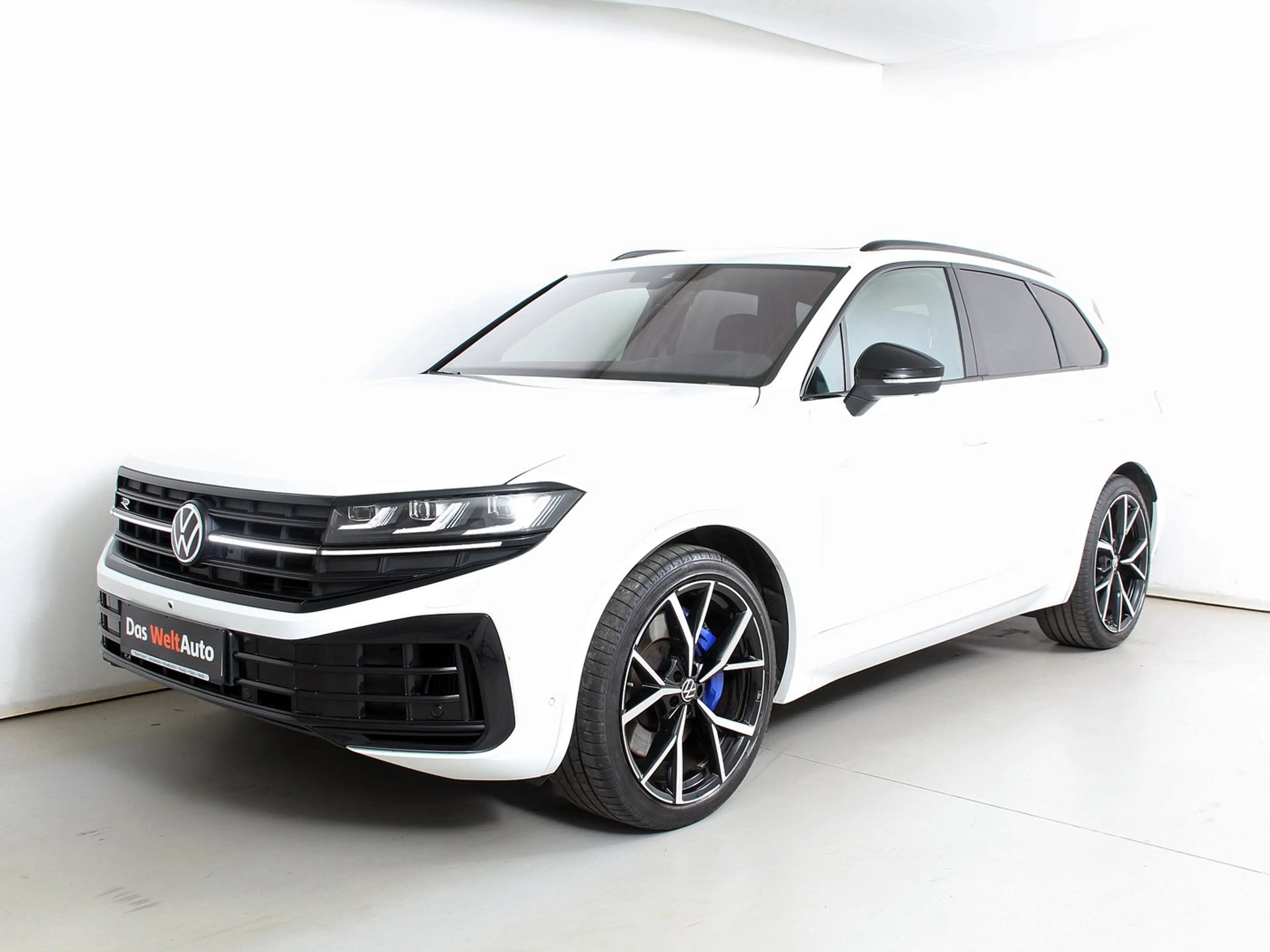 Volkswagen Touareg R eHybrid TSI 4MOTION — photo 2