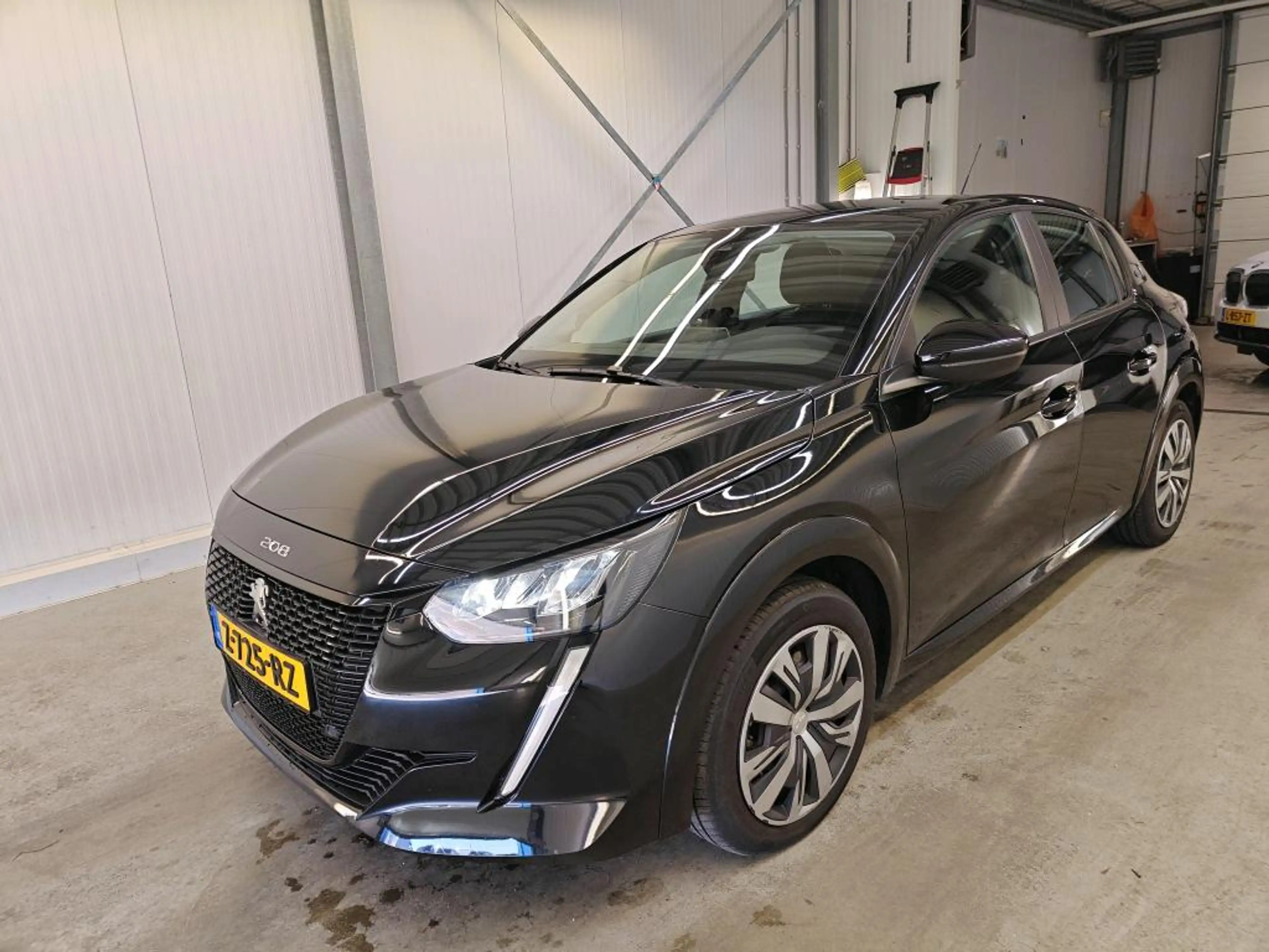 Peugeot e-208 EV 50kWh 136pk Active Pack 100% SoH [ CARPLAY+CRUI