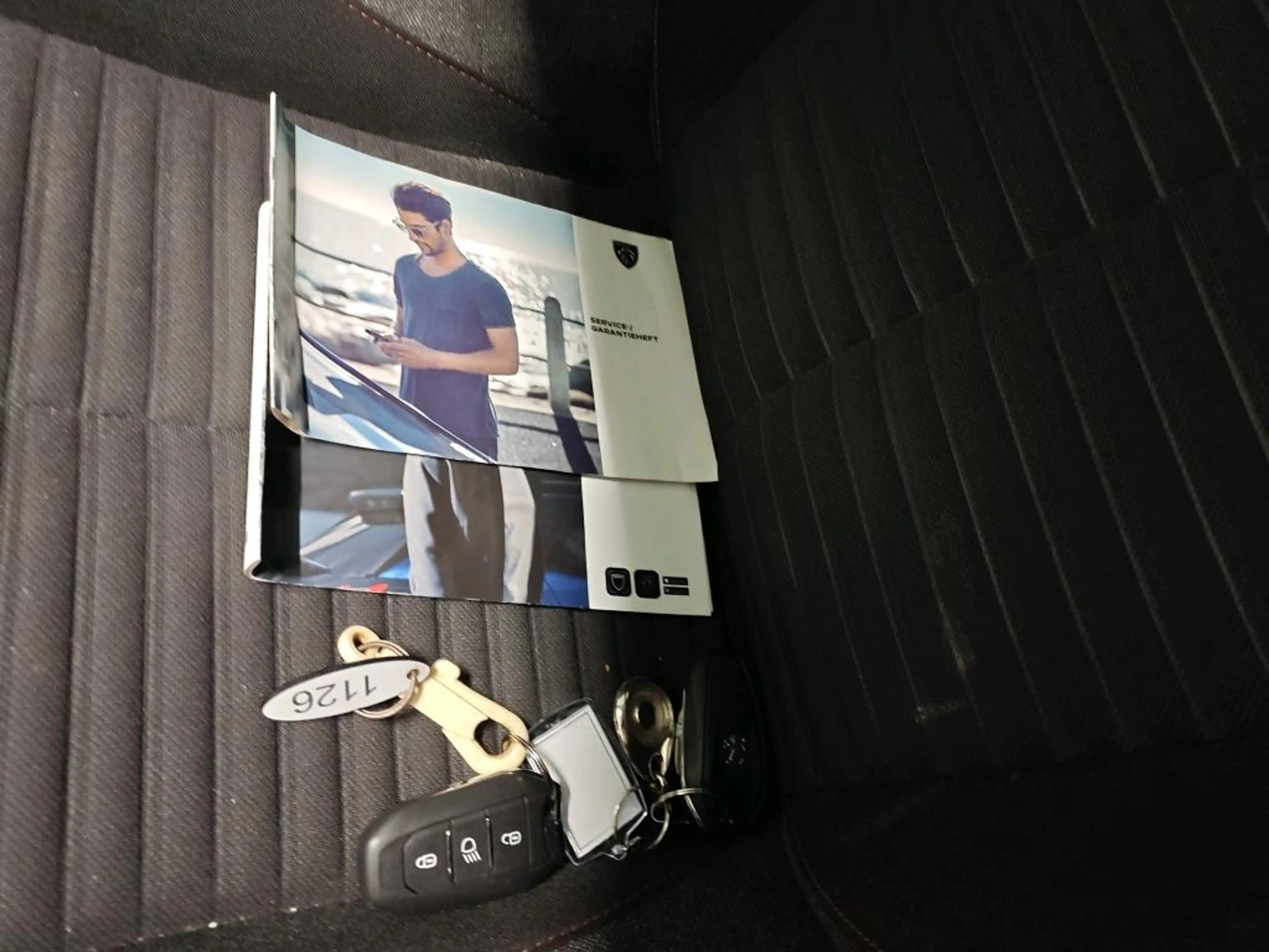 Peugeot e-208 EV 50kWh 136pk Active Pack 100% SoH [ CARPLAY+CRUI — photo 9