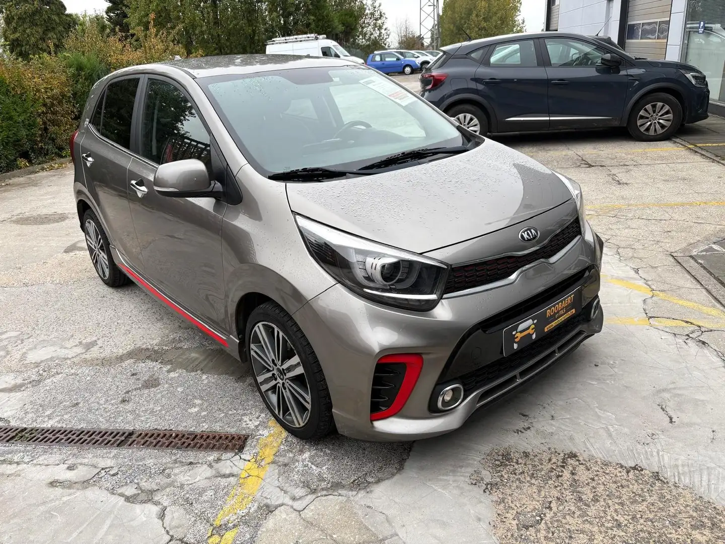 Kia Picanto Picanto 1.2i GT Line avec 1 an 1/2 de garantie Gris - 2