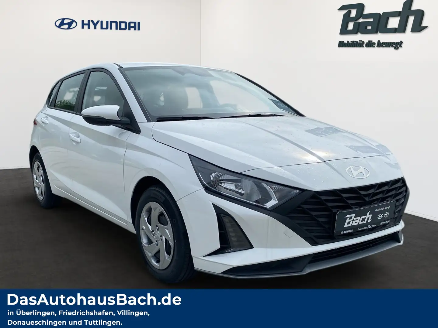 Hyundai i20 1,2 Select mit Funktionspaket Navi+Kam.+PDC Weiß - 2